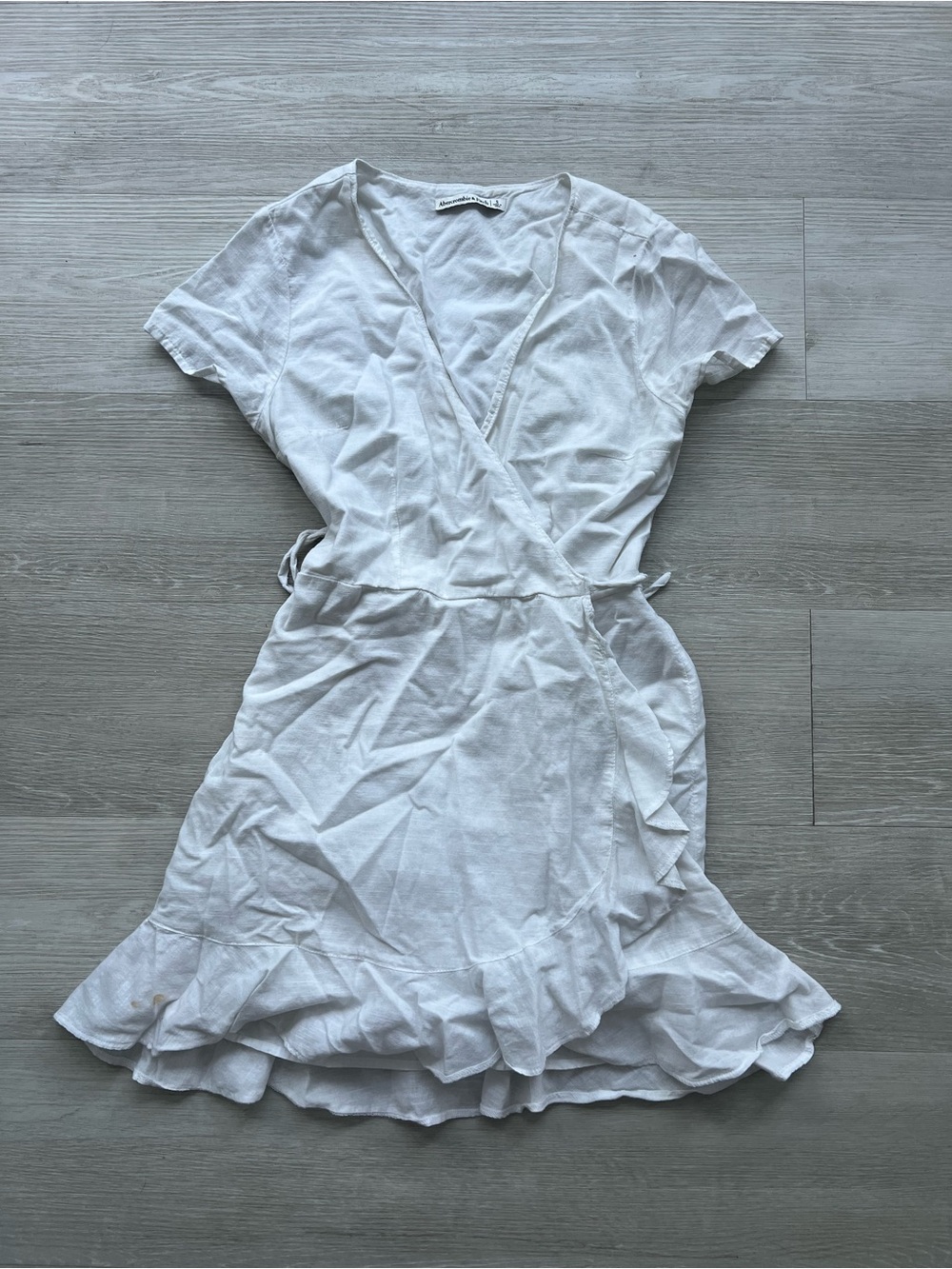 Abercrombie & Fitch White Wrap Mini Dress Size Small Summer Ruffle Dress